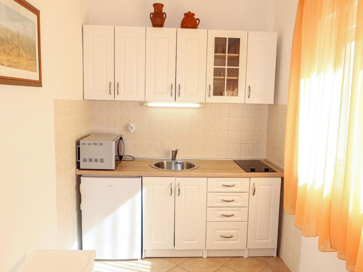 Holiday Home Ive By Interhome Petrcane Εξωτερικό φωτογραφία