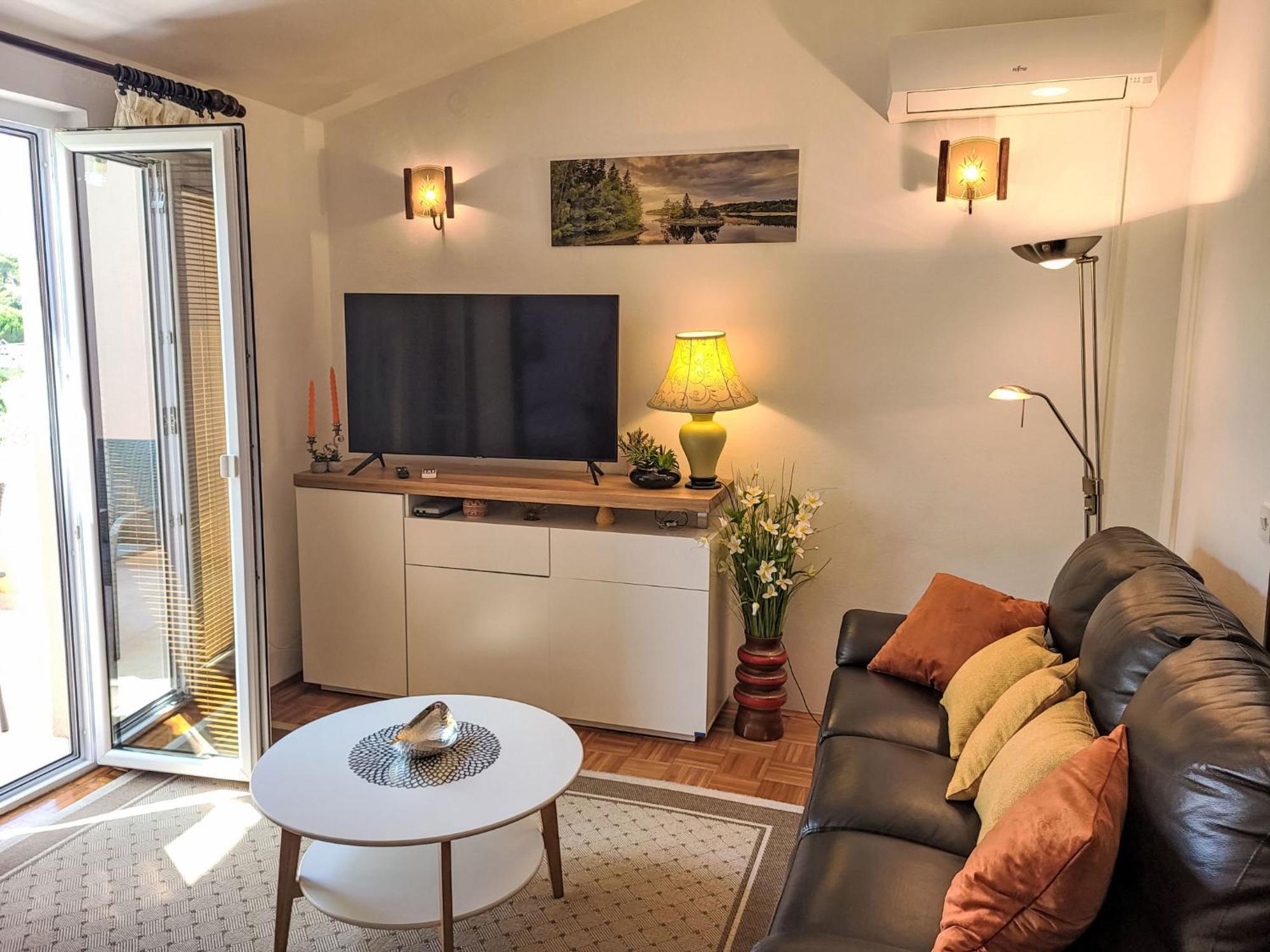 Holiday Home Ive By Interhome Petrcane Εξωτερικό φωτογραφία